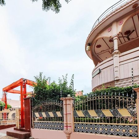Govardhan Spot On 60838 Shri Giriraj Dham酒店 外观 照片